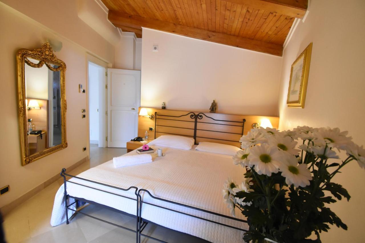 Palazzo Sottile Meninni - Classic Rooms Experience Gravina in Puglia Exterior foto